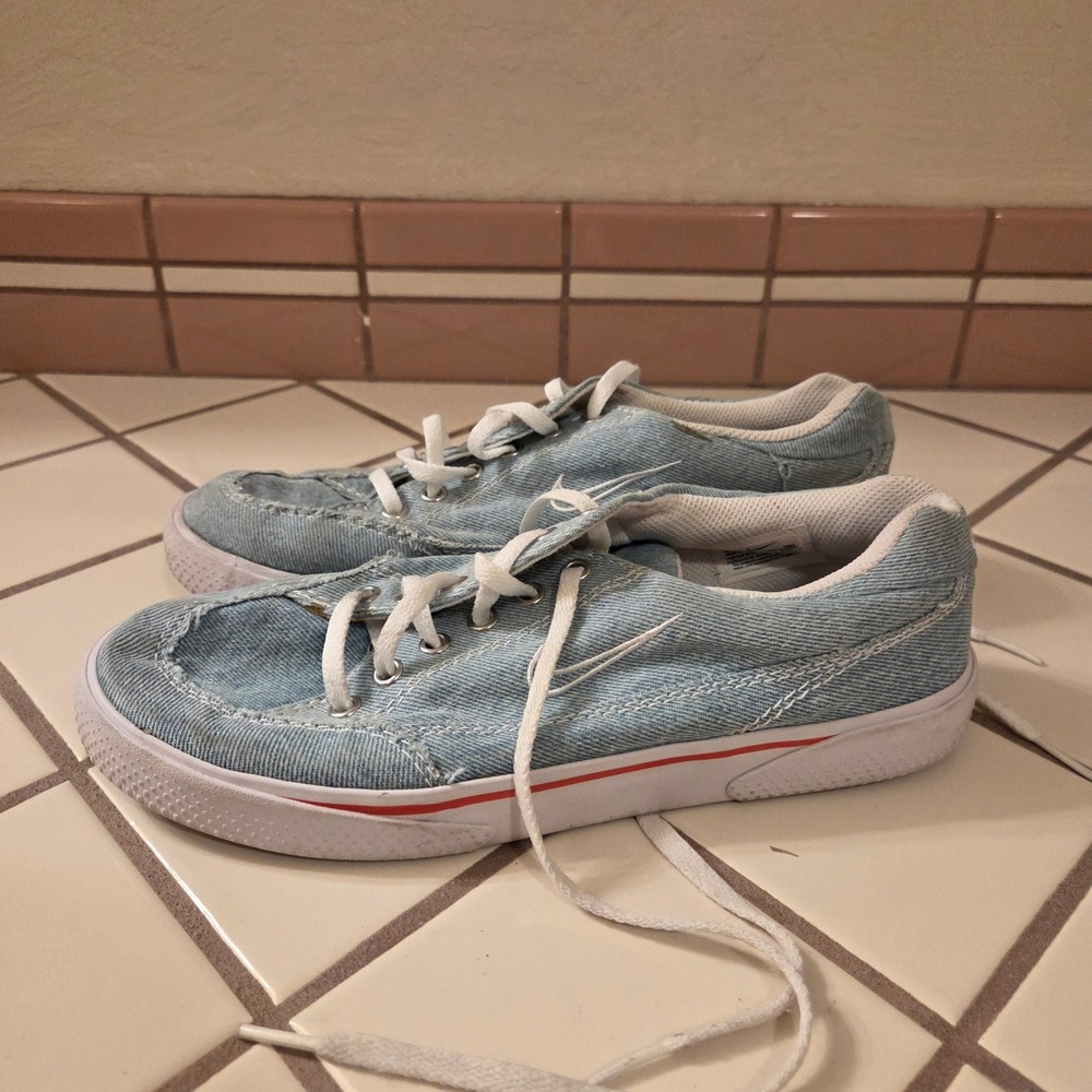 Nike Court Legacy Light Blue Denim Low Top Sneakers DJ2121-900 Womens 7.5